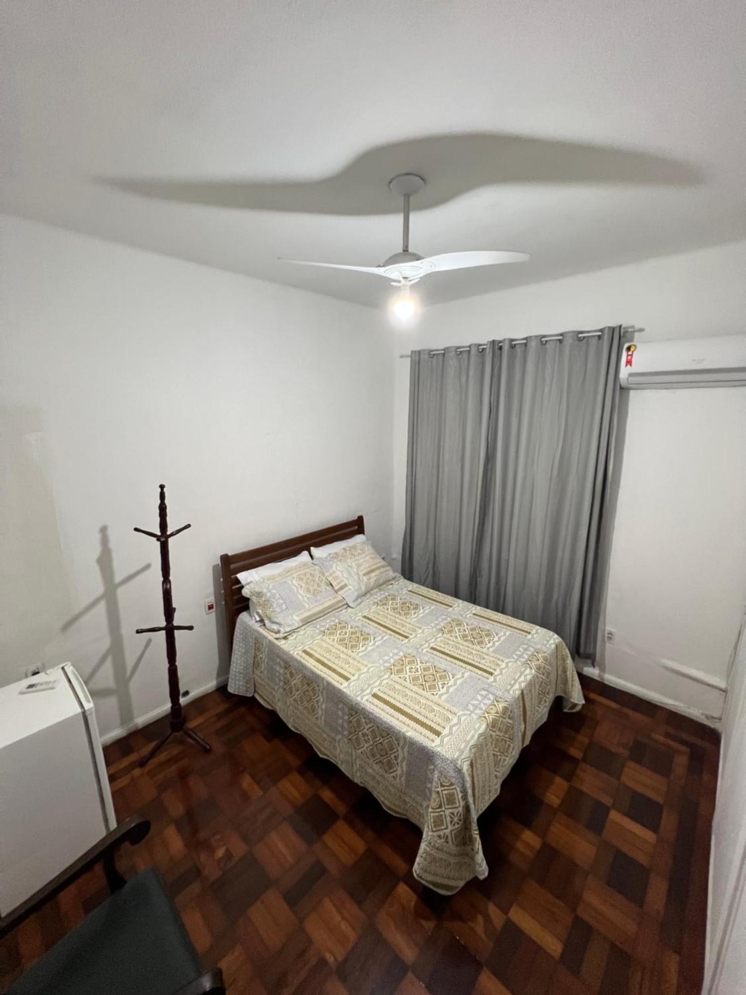 Compartilhada E Privativo Homestay